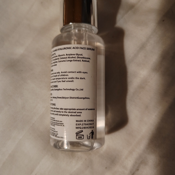 (Trade)Hyaluronic Acid Face Serum New - Picture 3 of 4